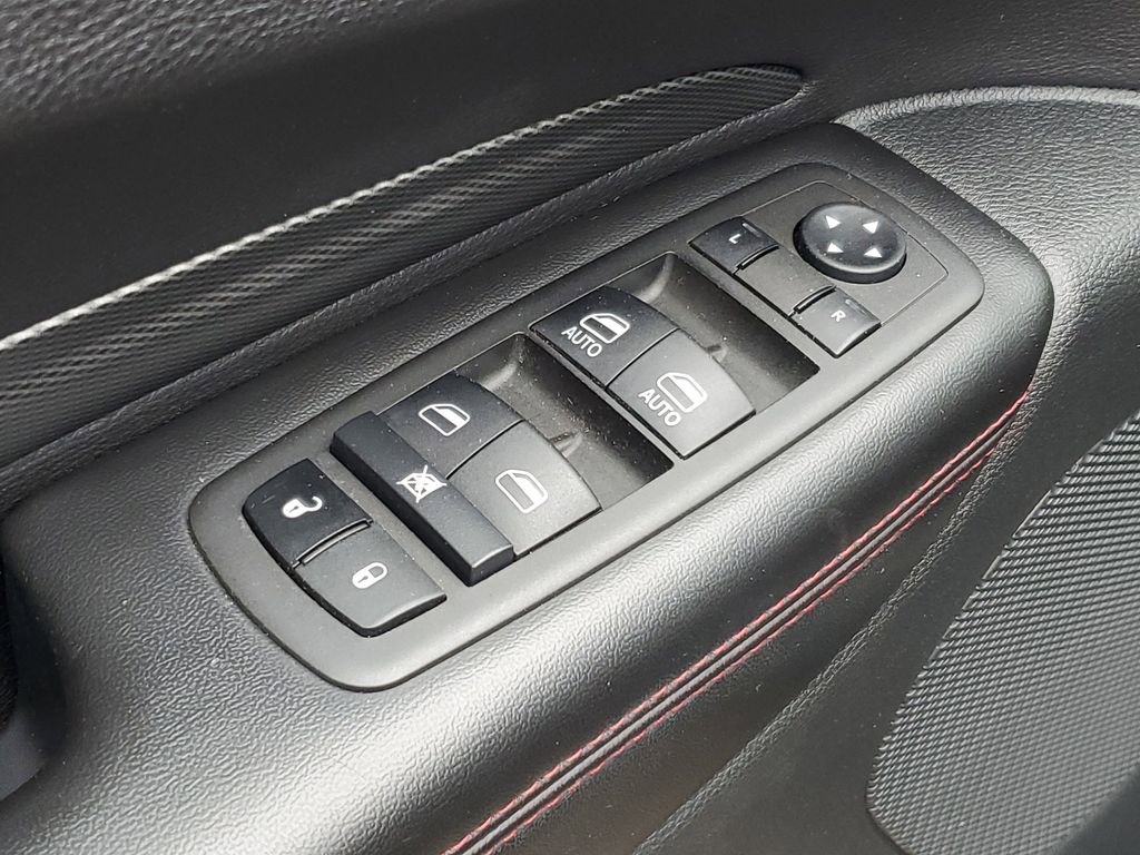 Used 2022 Dodge Durango R/T w/ Blacktop Package AWD/4WD image 24