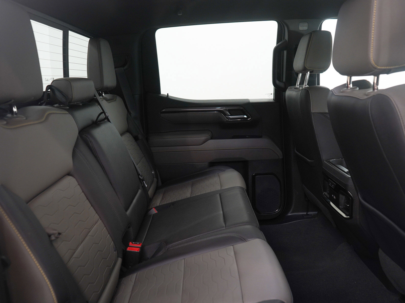 Used 2022 Chevrolet Silverado 1500 ZR2 image 12