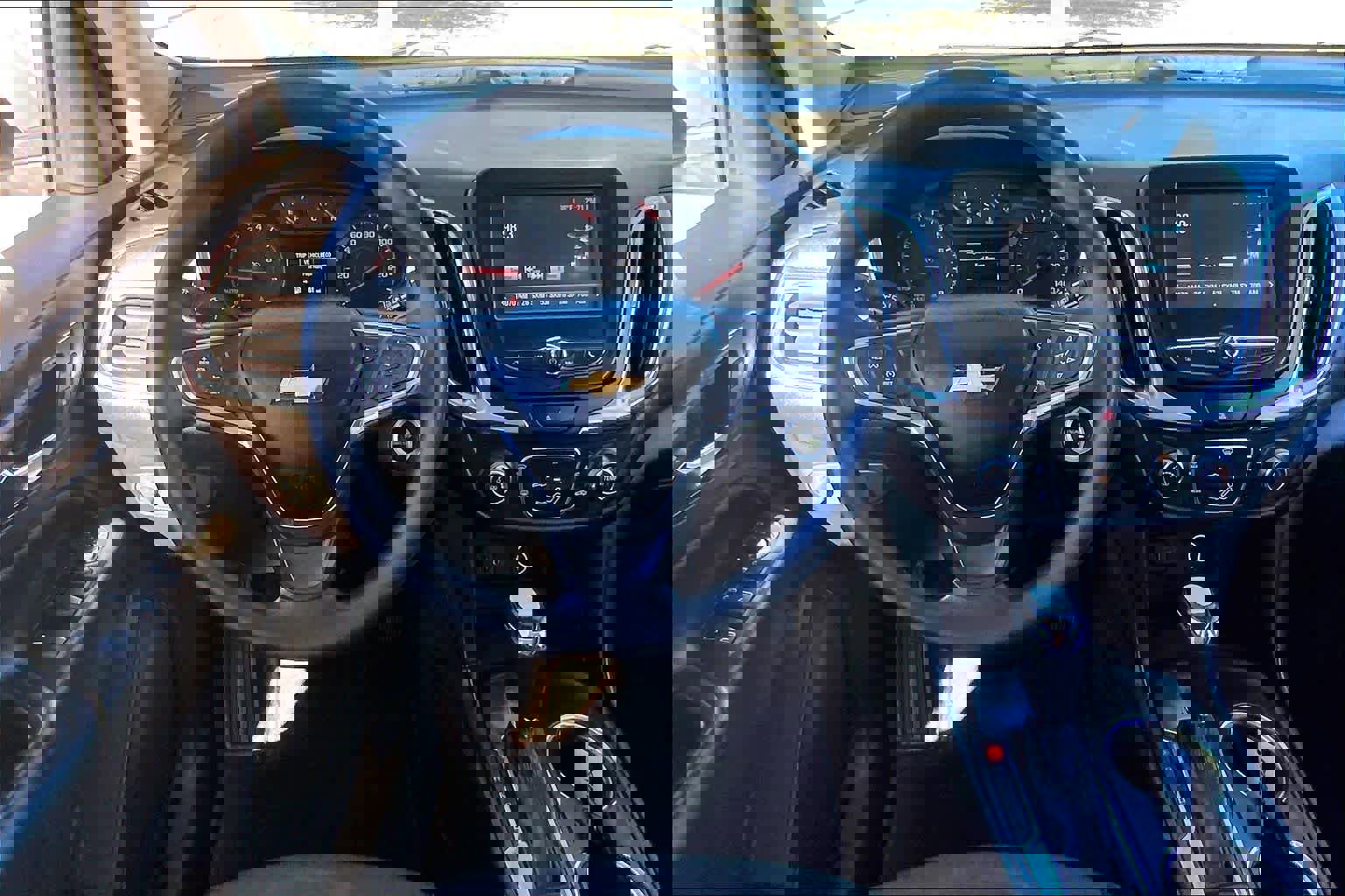 Used 2018 Chevrolet Equinox LT image 5