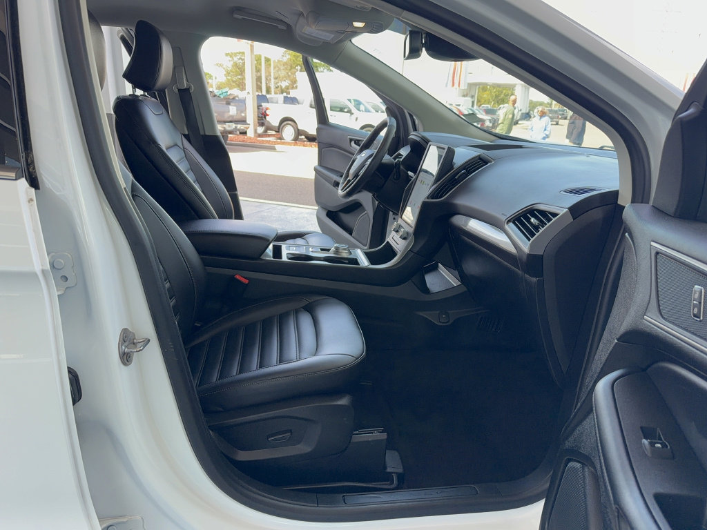 Certified 2024 Ford Edge SEL w/ Convenience Package image 14