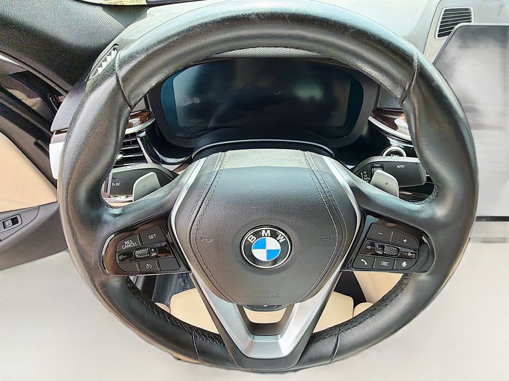 Used 2020 BMW 530i xDrive w/ Convenience Package AWD/4WD image 40