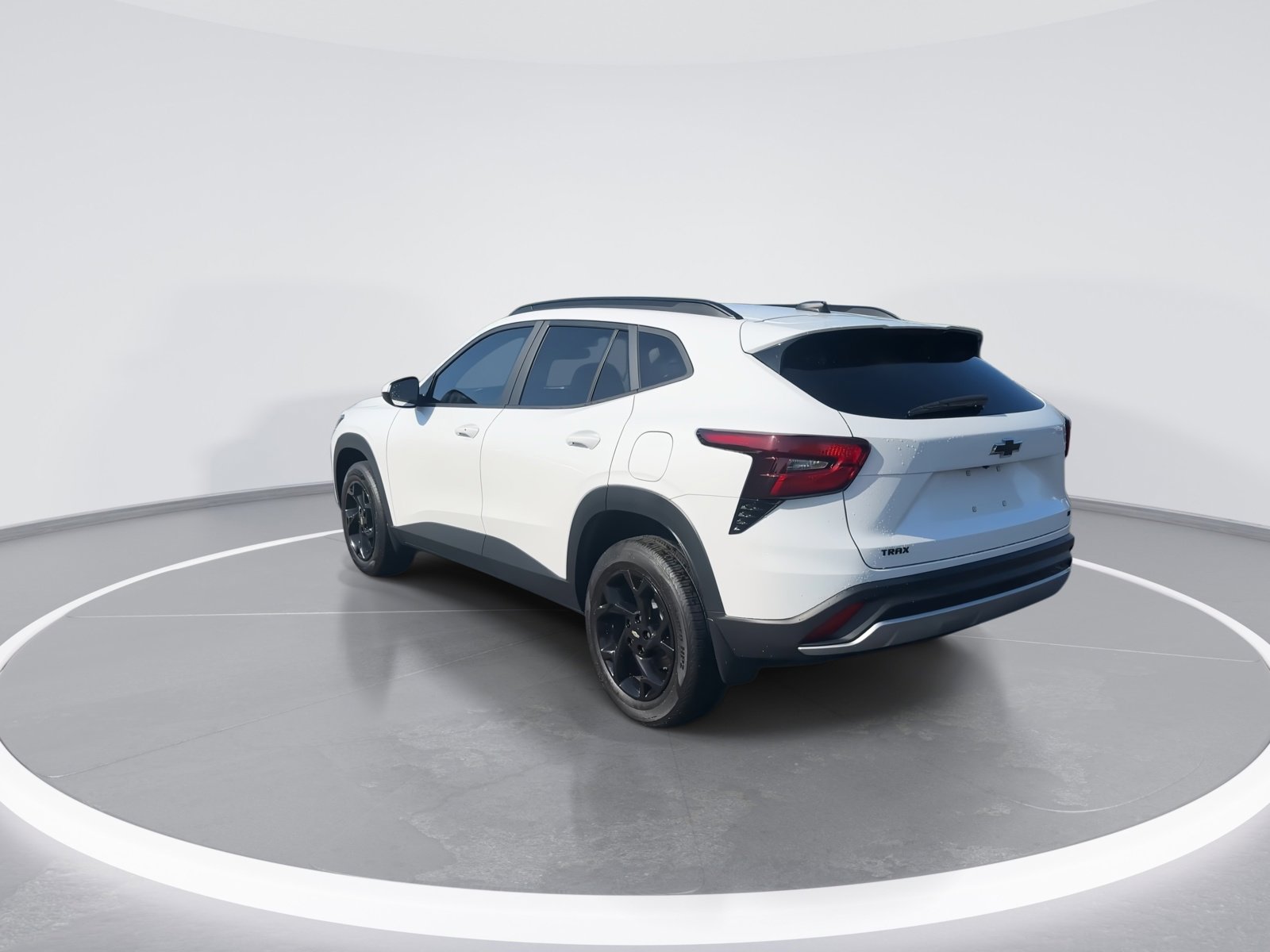 Used 2025 Chevrolet Trax LT w/ LT Convenience Package image 7