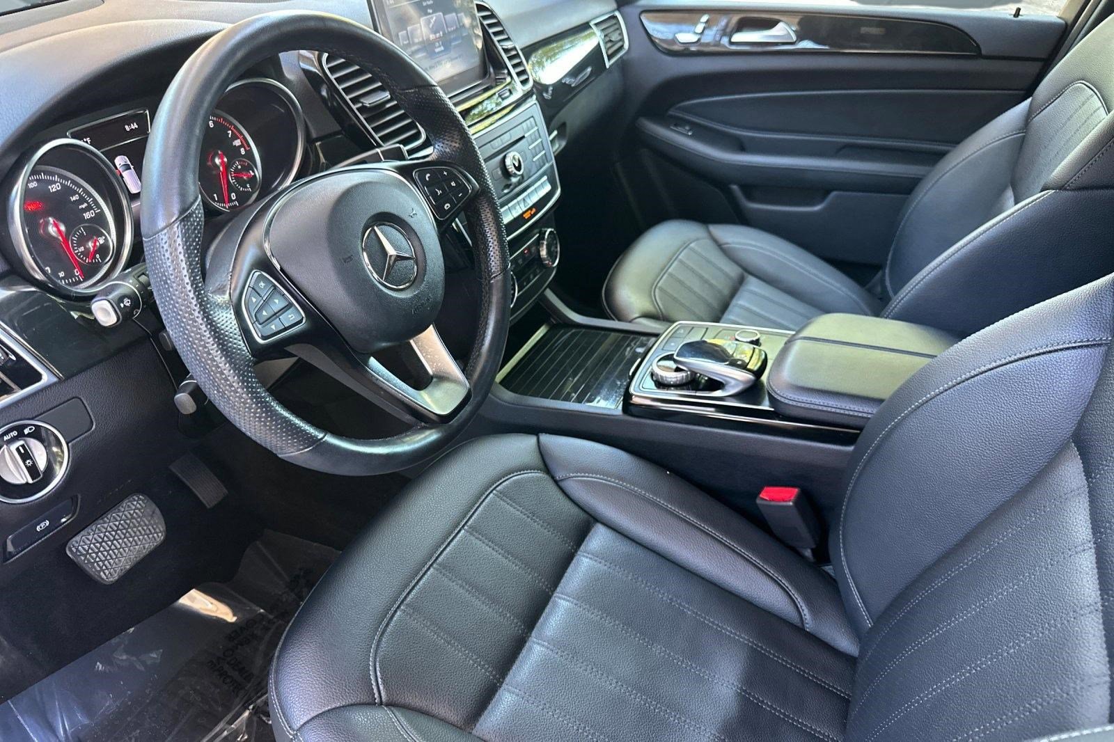 Used 2018 Mercedes-Benz GLE 350 4MATIC image 4