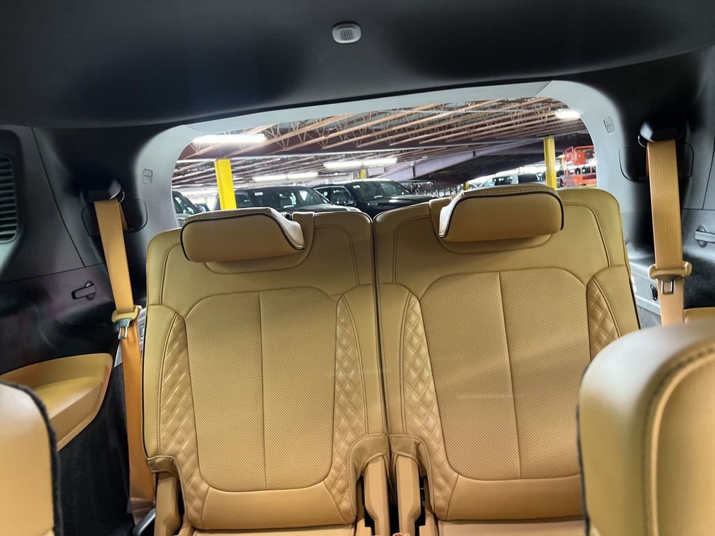 Used 2024 Jeep Grand Cherokee L Summit w/ High Altitude Package image 13