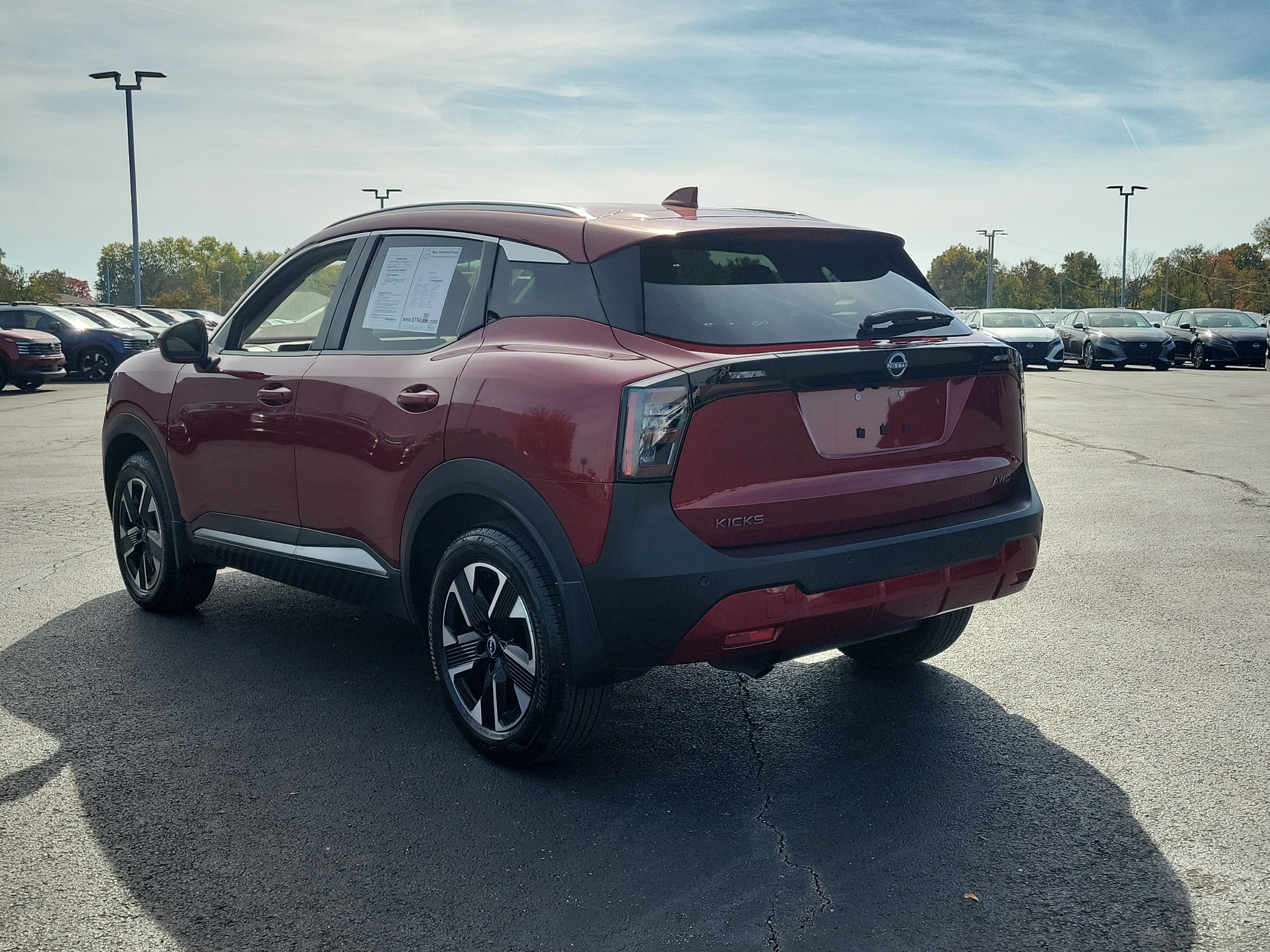 Certified 2025 Nissan Kicks SV w/ SV Premium Package AWD/4WD image 3