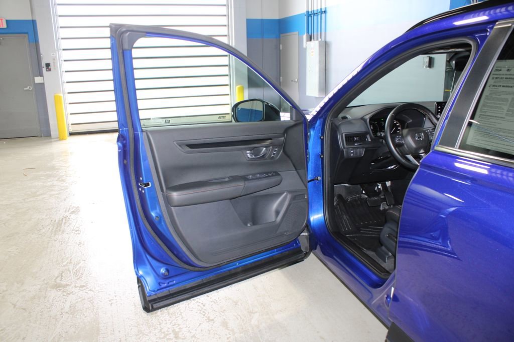 Used 2025 Honda CR-V Sport-L image 7
