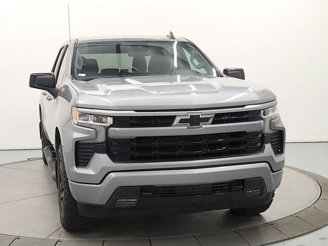 Used 2024 Chevrolet Silverado 1500 RST w/ Z71 Off-Road Package AWD/4WD image 2