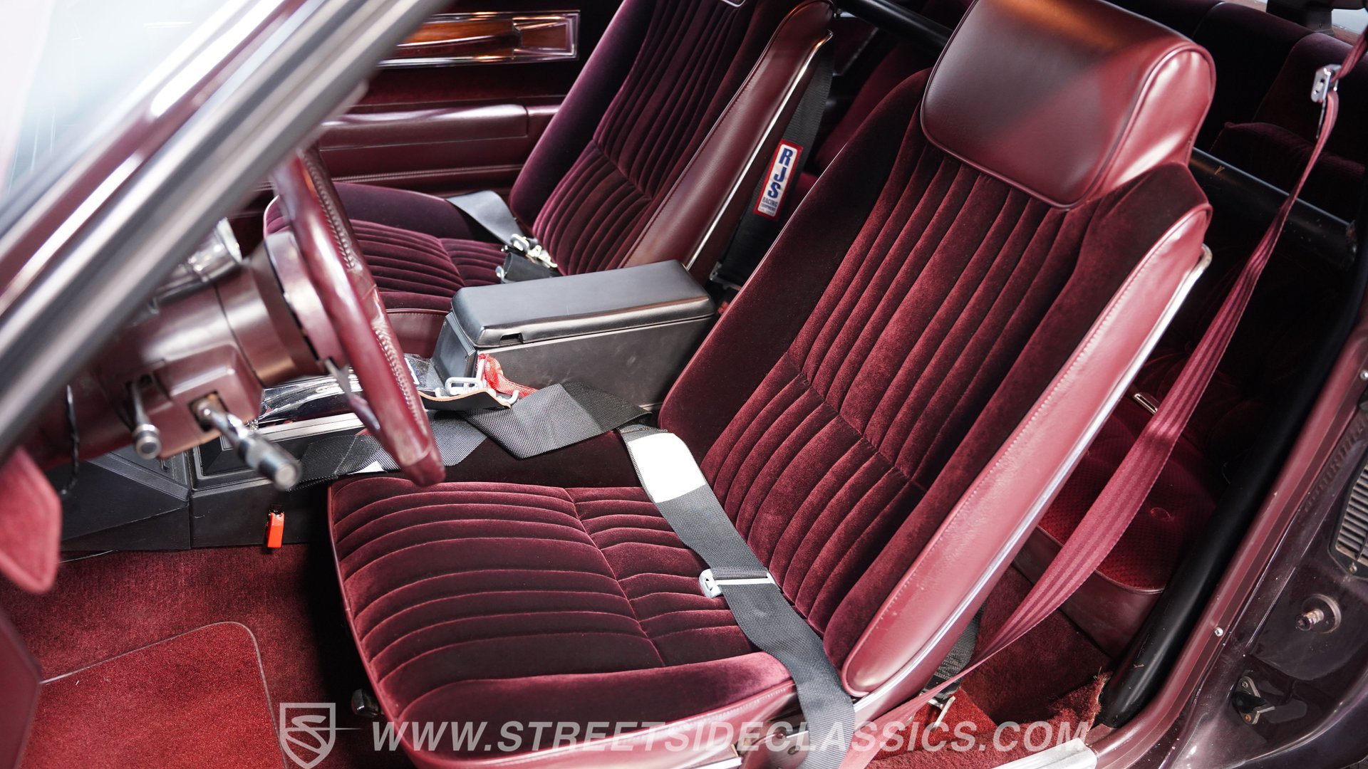 Used 1988 Oldsmobile Cutlass Supreme Classic Brougham RWD image 34