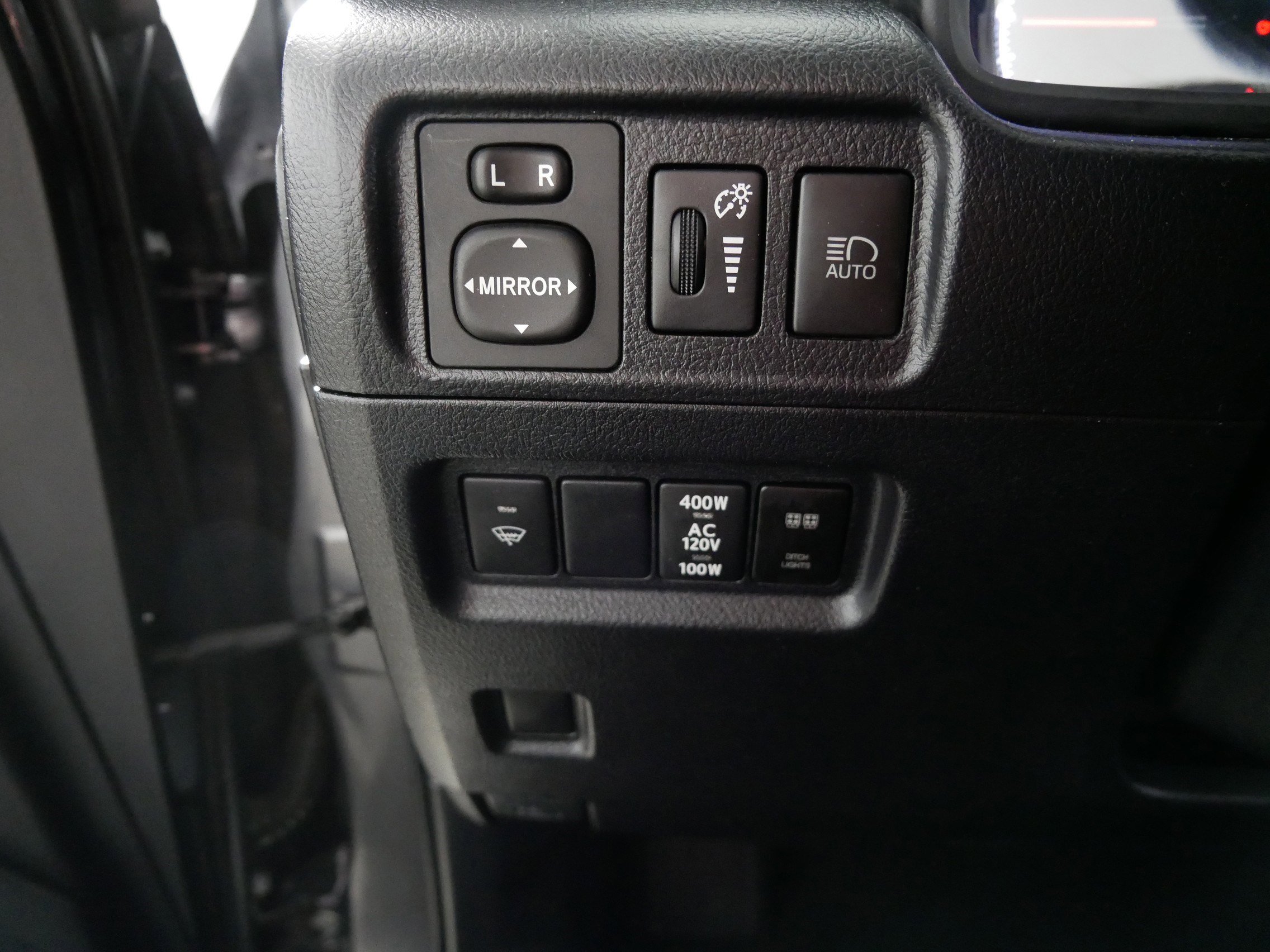 Used 2020 Toyota 4Runner TRD Off-Road Premium image 26