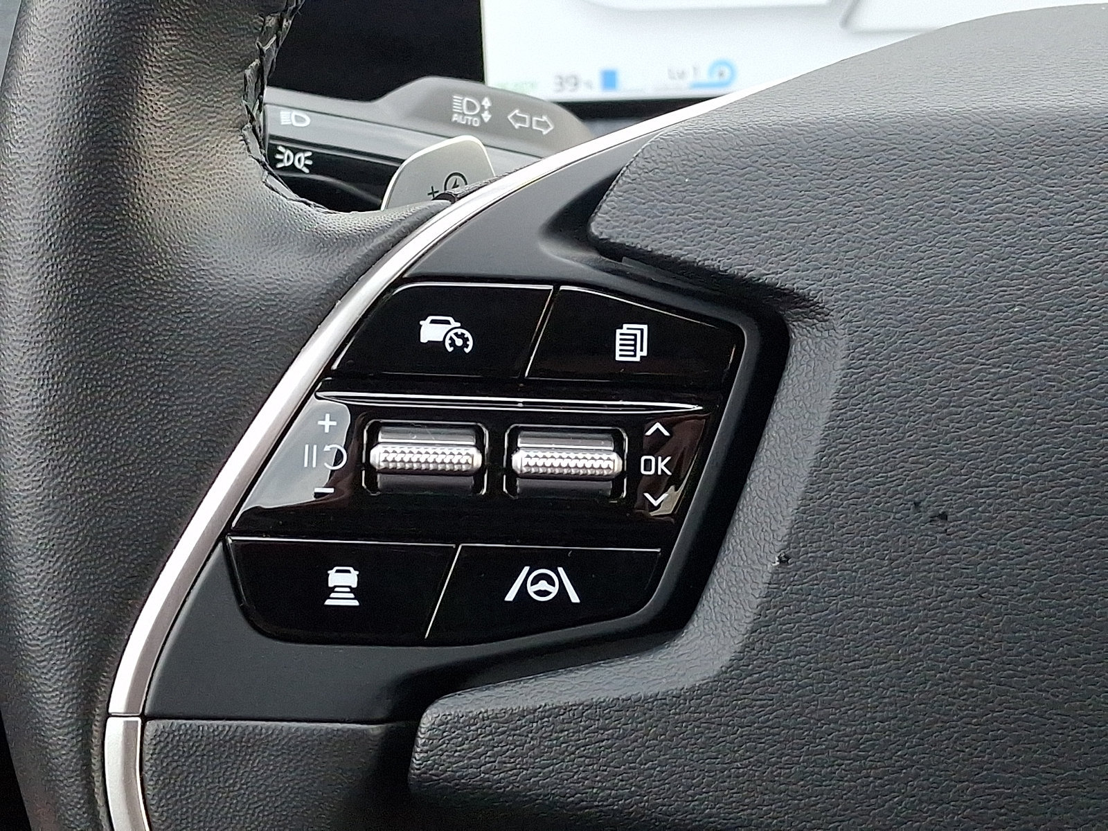 Used 2024 Kia EV6 Light AWD/4WD image 23