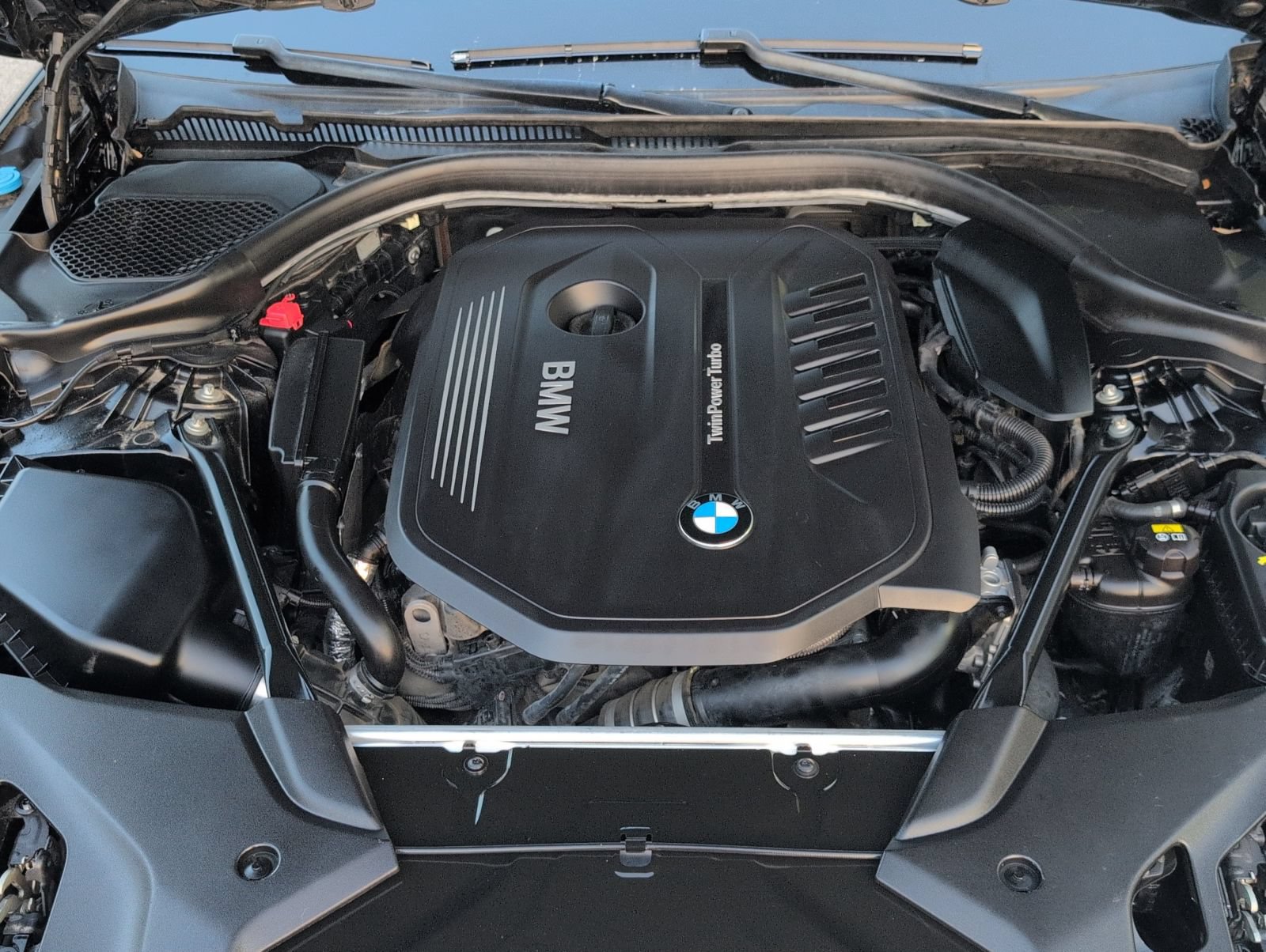 Used 2017 BMW 540i RWD image 19