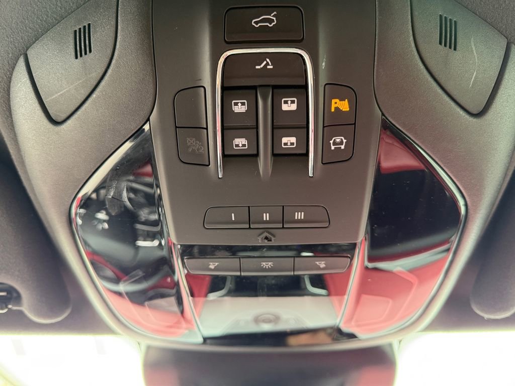 Used 2019 Maserati Levante S GranSport AWD/4WD image 19