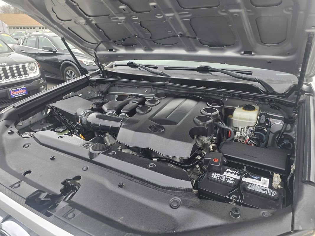 Used 2013 Toyota 4Runner SR5 image 38