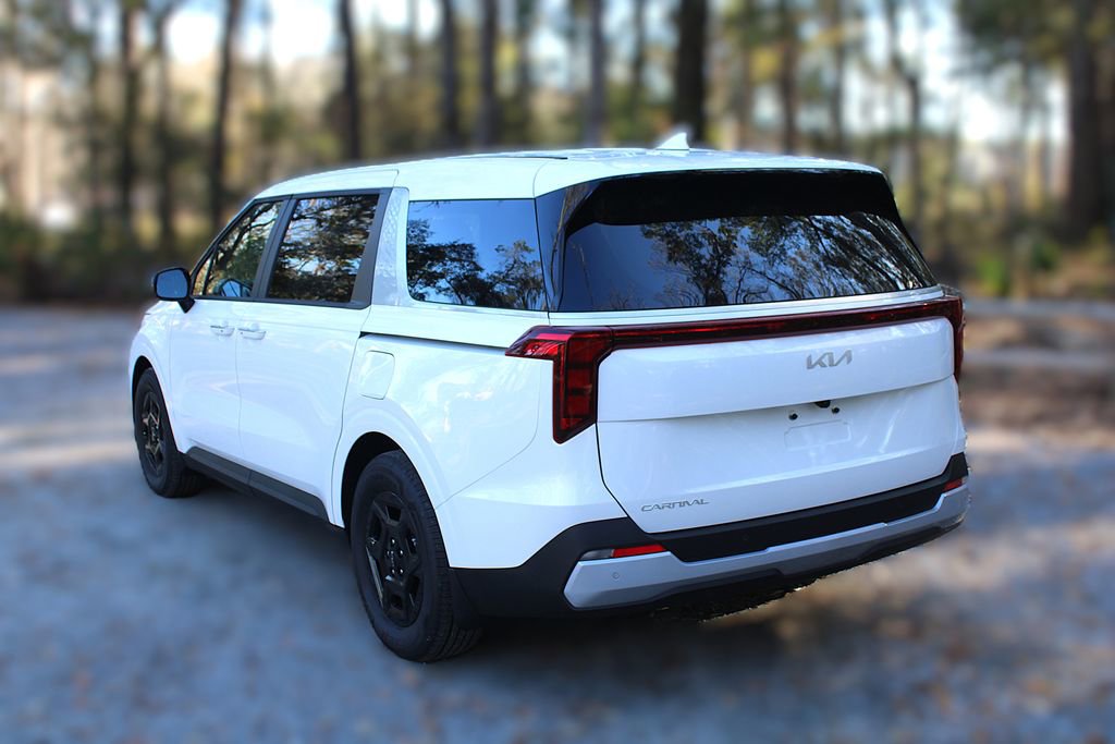 New 2026 Kia Carnival FWD image 10
