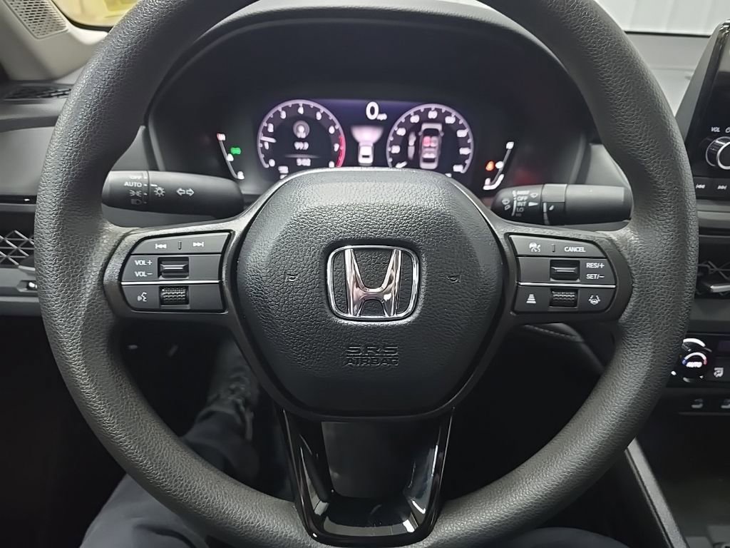 Certified 2025 Honda Accord SE image 19