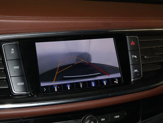 Used 2021 Buick Enclave Avenir w/ Avenir Technology Package AWD/4WD image 22