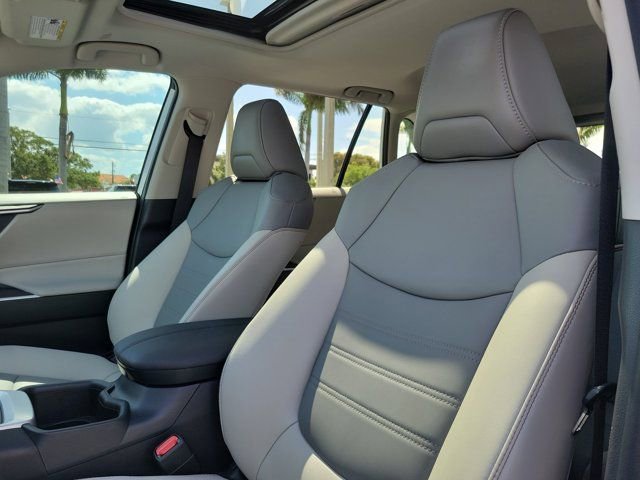 Certified 2025 Toyota RAV4 XLE Premium AWD/4WD image 16
