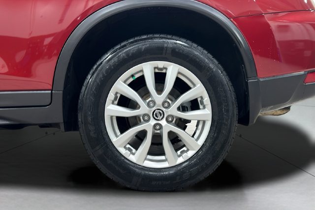 Used 2020 Nissan Rogue SV AWD/4WD image 26