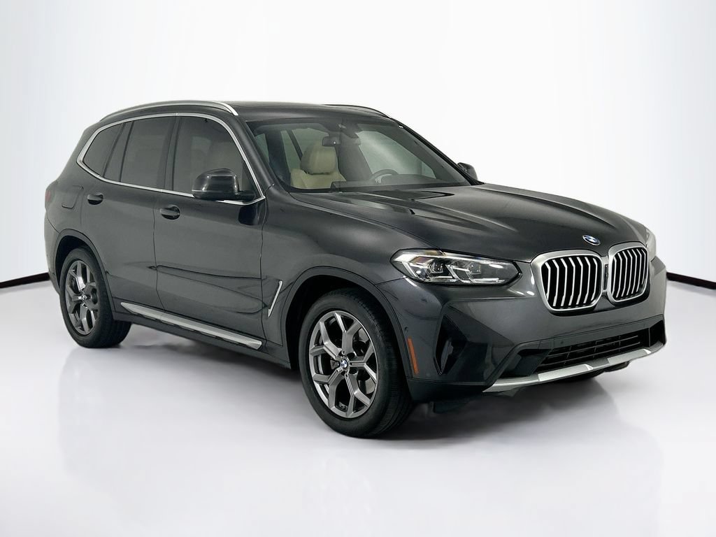 Used 2024 BMW X3 sDrive30i w/ Convenience Package RWD image 3