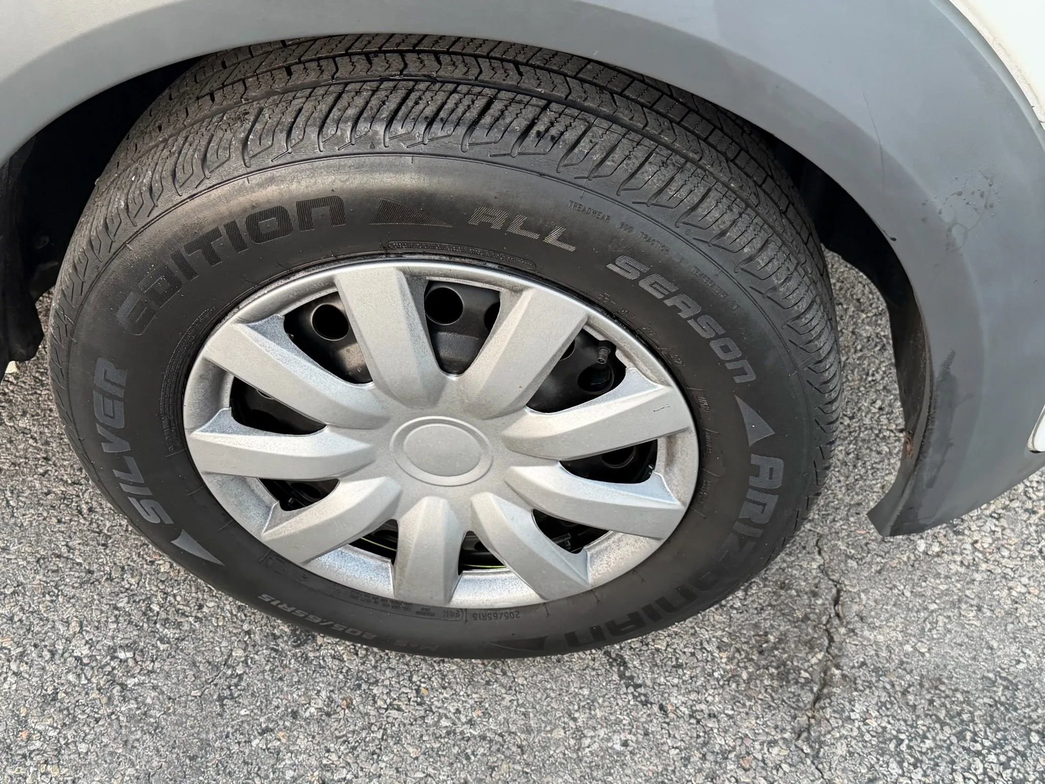 Used 2013 Ford Transit Connect XLT image 18