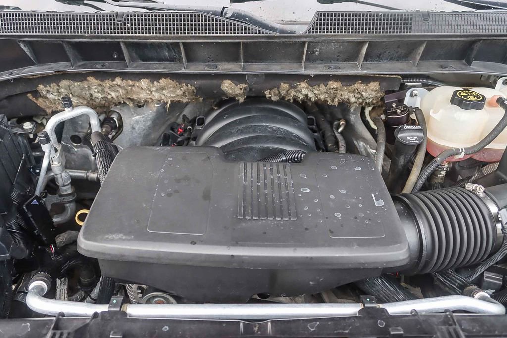 Used 2020 Chevrolet Silverado 1500 LT Trail Boss w/ Midnight Edition image 58