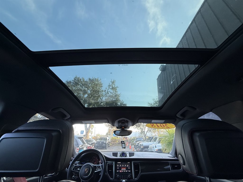 Used 2018 Porsche Macan GTS image 22