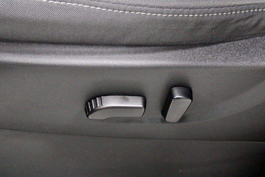 Certified 2024 Nissan Frontier SV w/ SV Convenience Package image 26