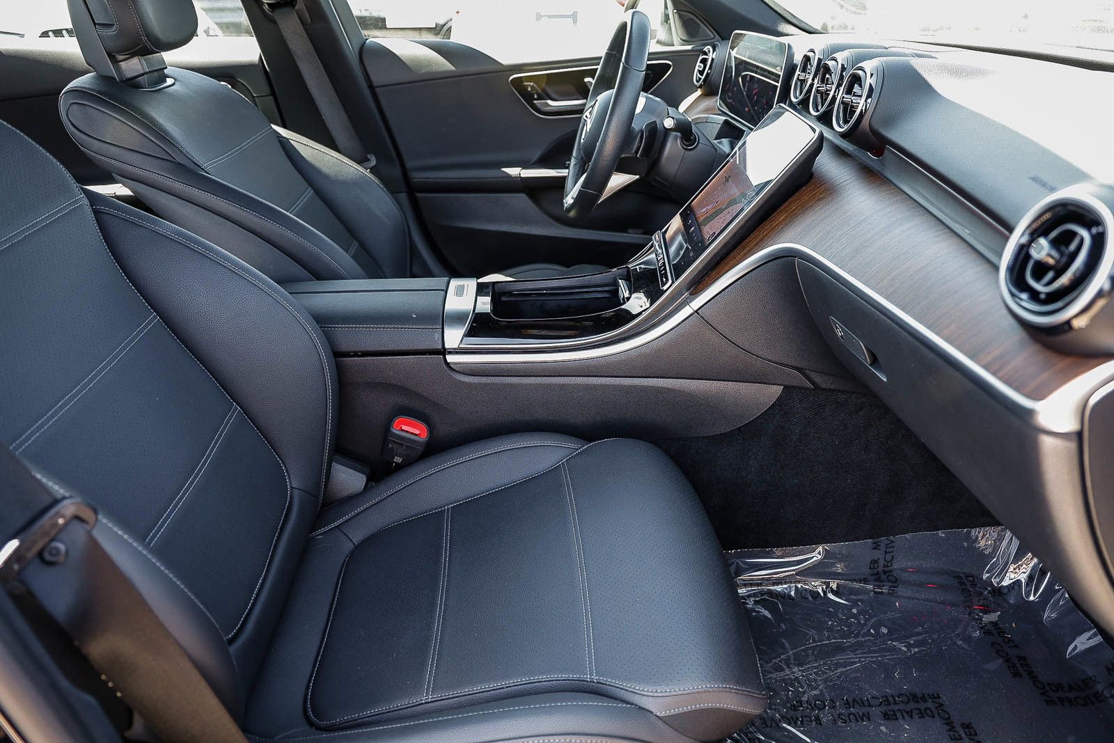 Certified 2025 Mercedes-Benz C 300 Sedan image 17