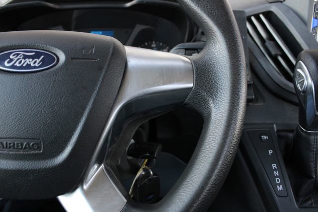 Used 2018 Ford Transit 350 138 DRW image 12