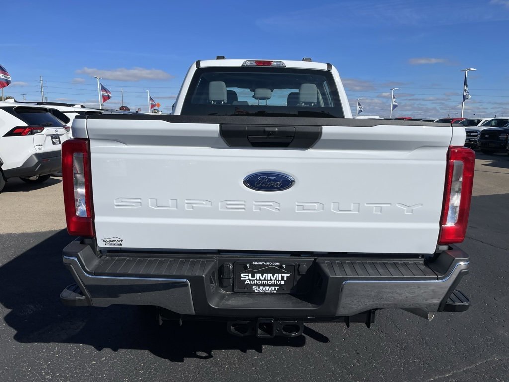 New 2026 Ford F250 XL w/ XL Chrome Package image 32