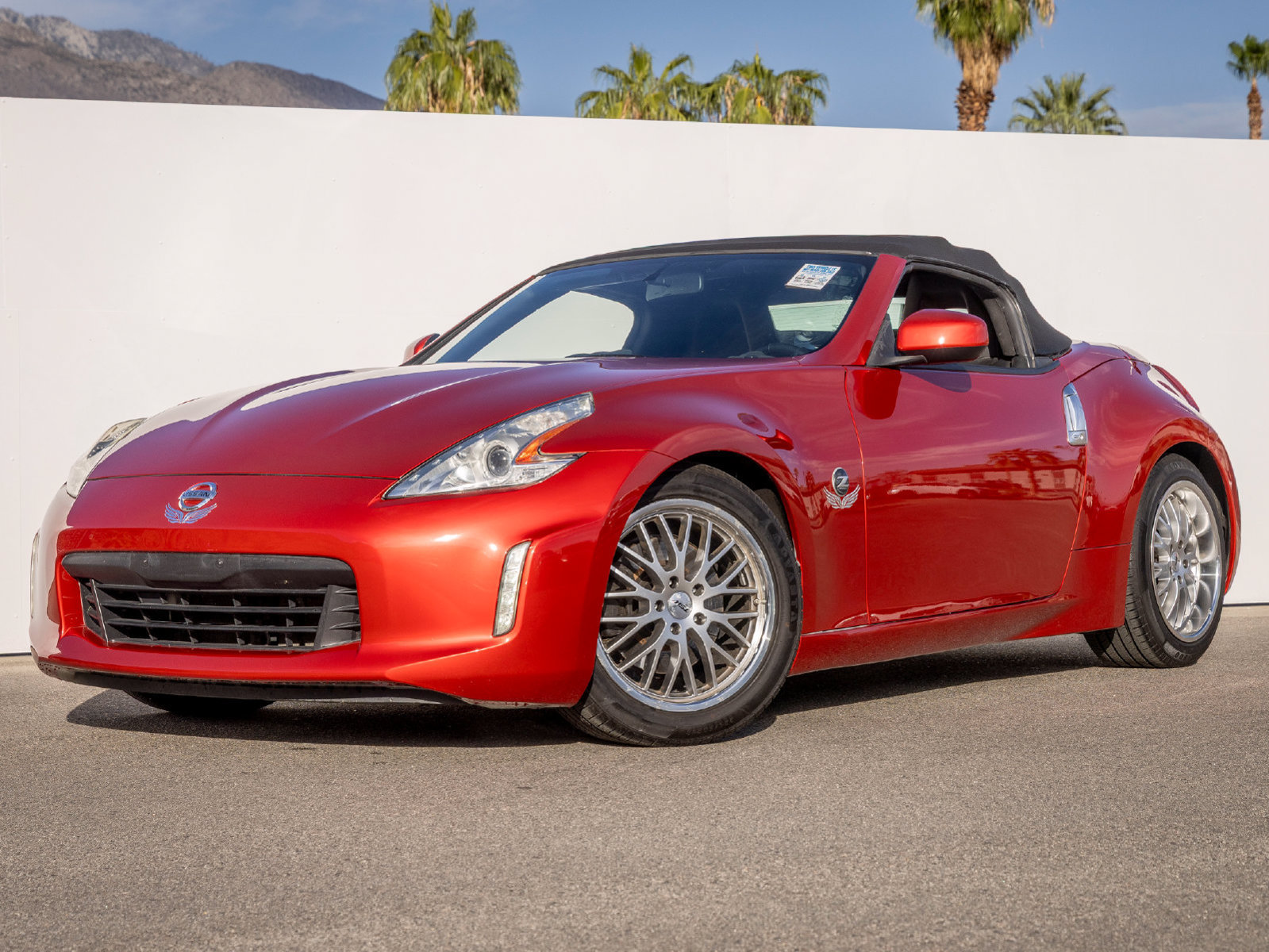 Used 2017 Nissan 370Z Roadster RWD image 1