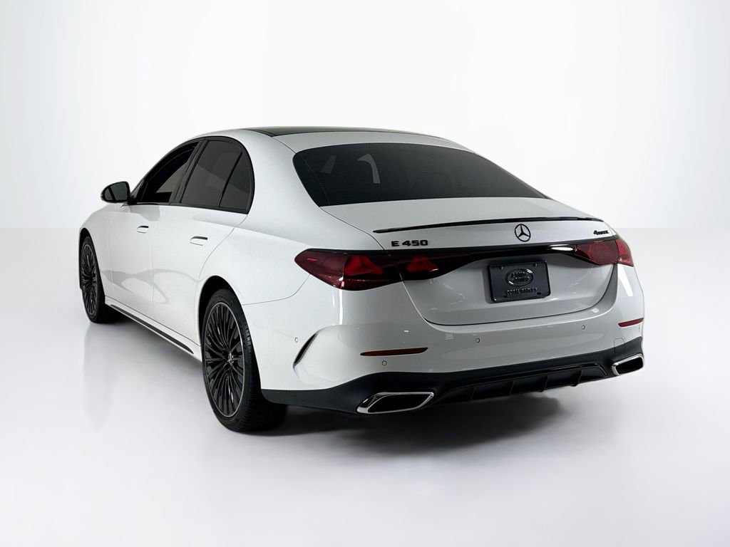 Used 2024 Mercedes-Benz E 450 4MATIC Sedan image 3