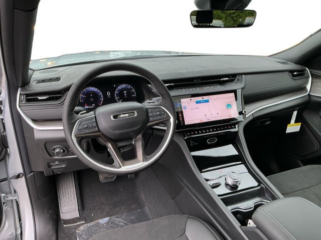 New 2026 Jeep Grand Cherokee L 4WD image 32