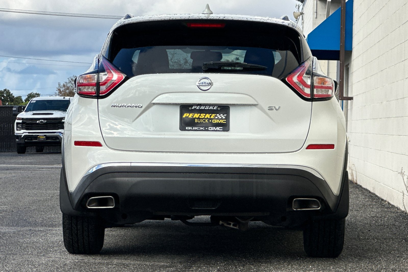 Used 2018 Nissan Murano SV w/ Premium Package FWD image 5