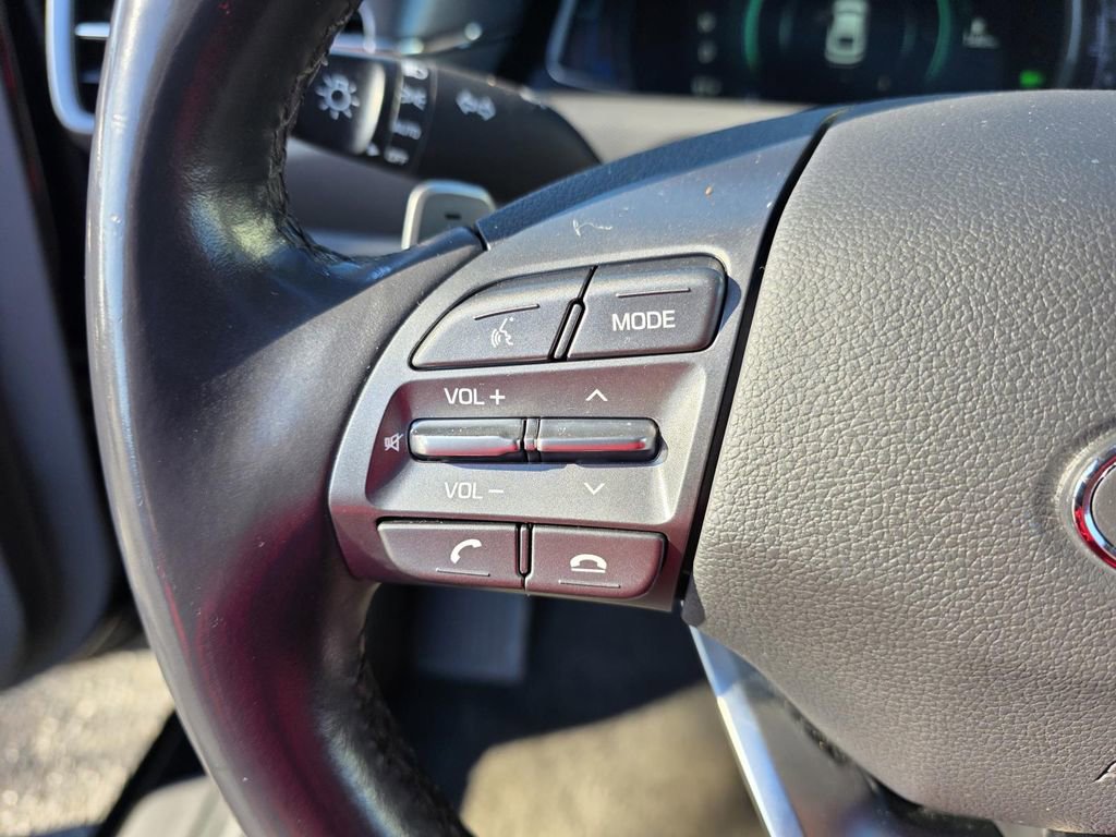 Used 2020 Hyundai Ioniq SEL image 17