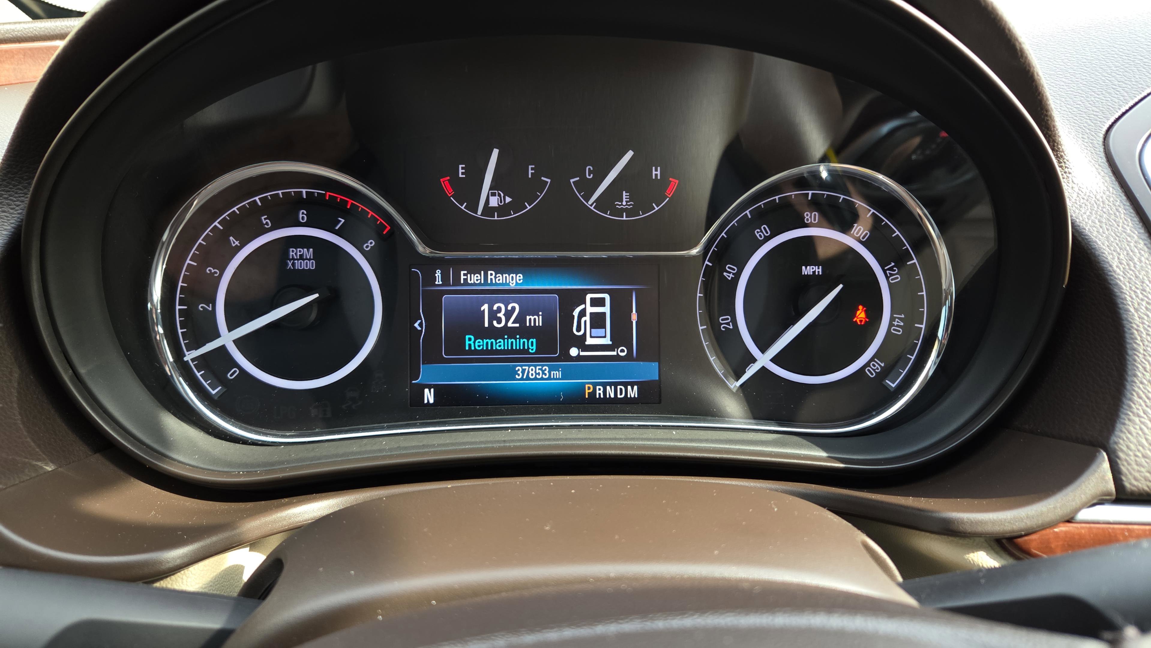 Used 2017 Buick Regal Sport Touring image 28