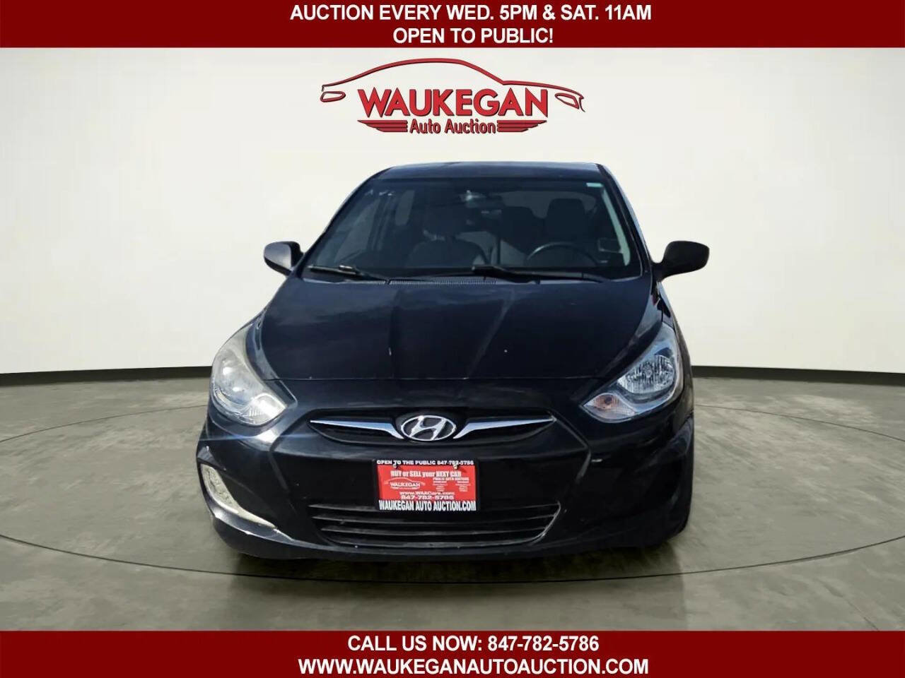 Used 2012 Hyundai Accent SE image 2