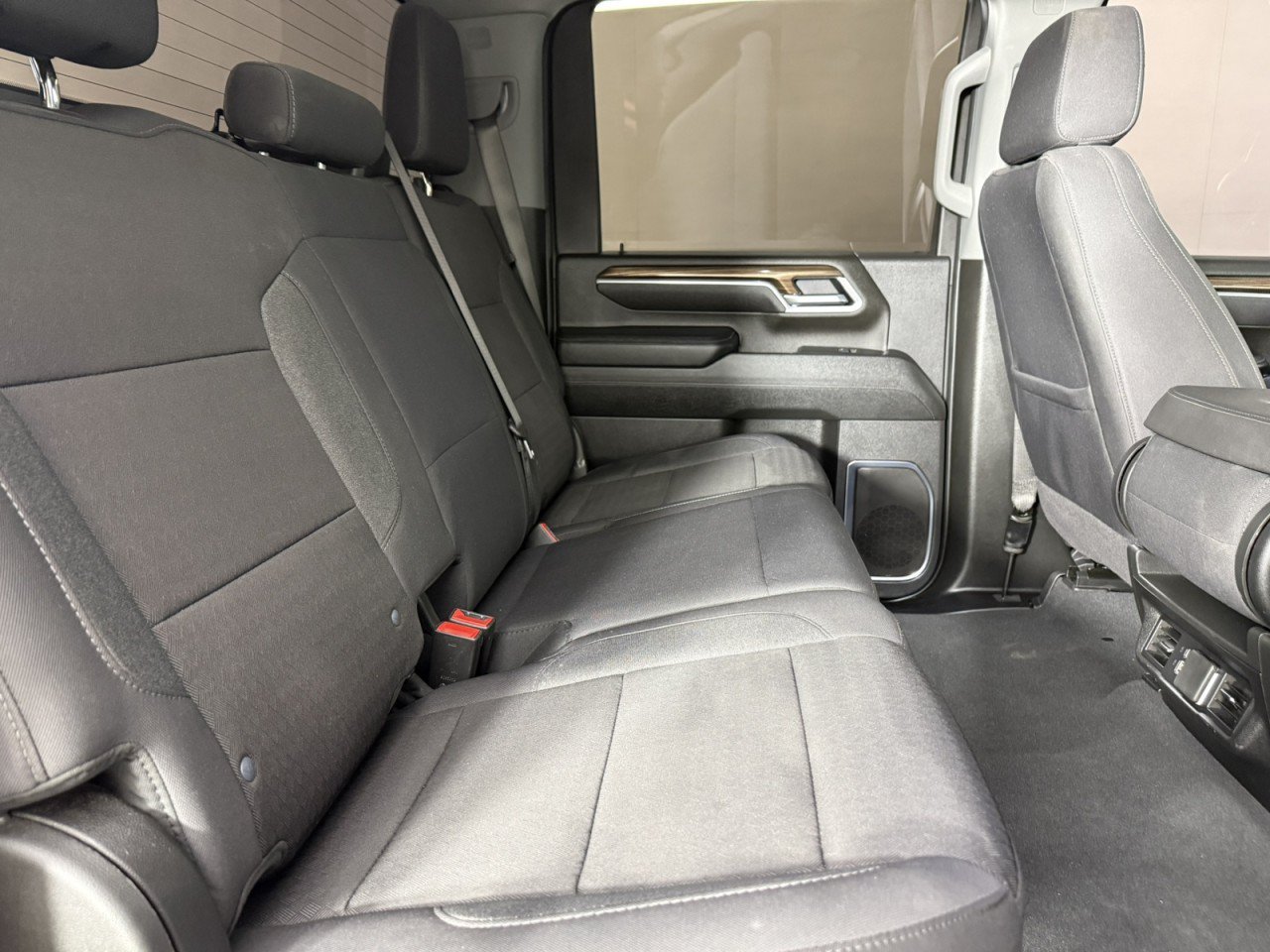 Used 2025 Chevrolet Silverado 3500 LT AWD/4WD image 13
