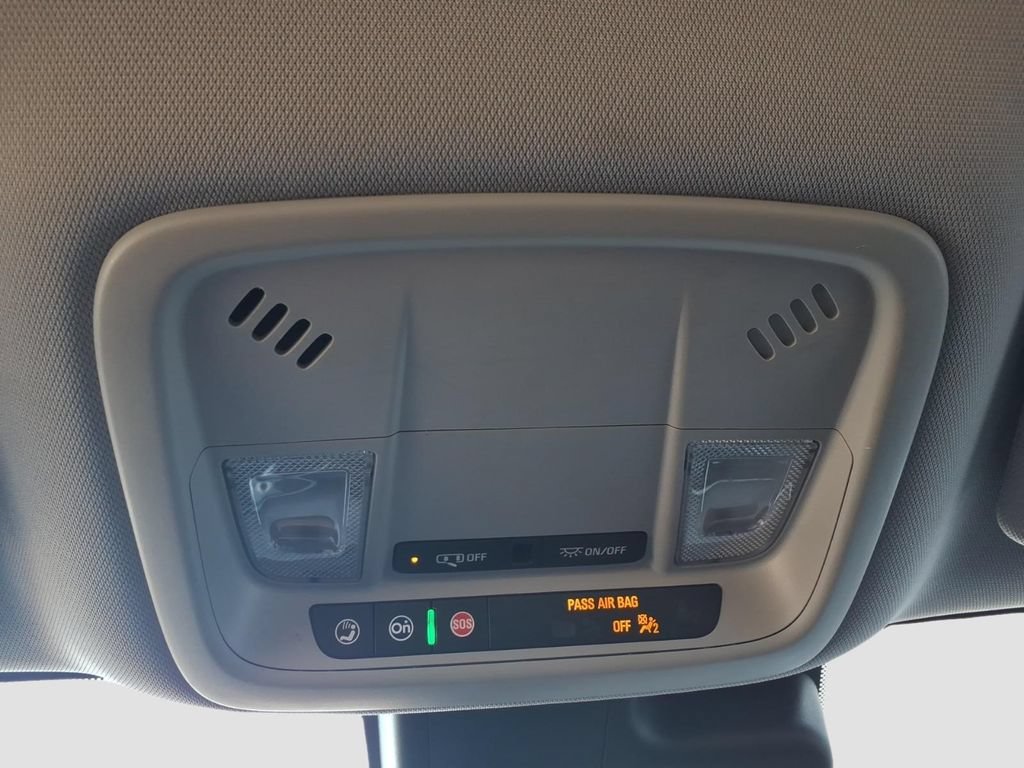 Used 2025 Chevrolet Malibu LT FWD image 25