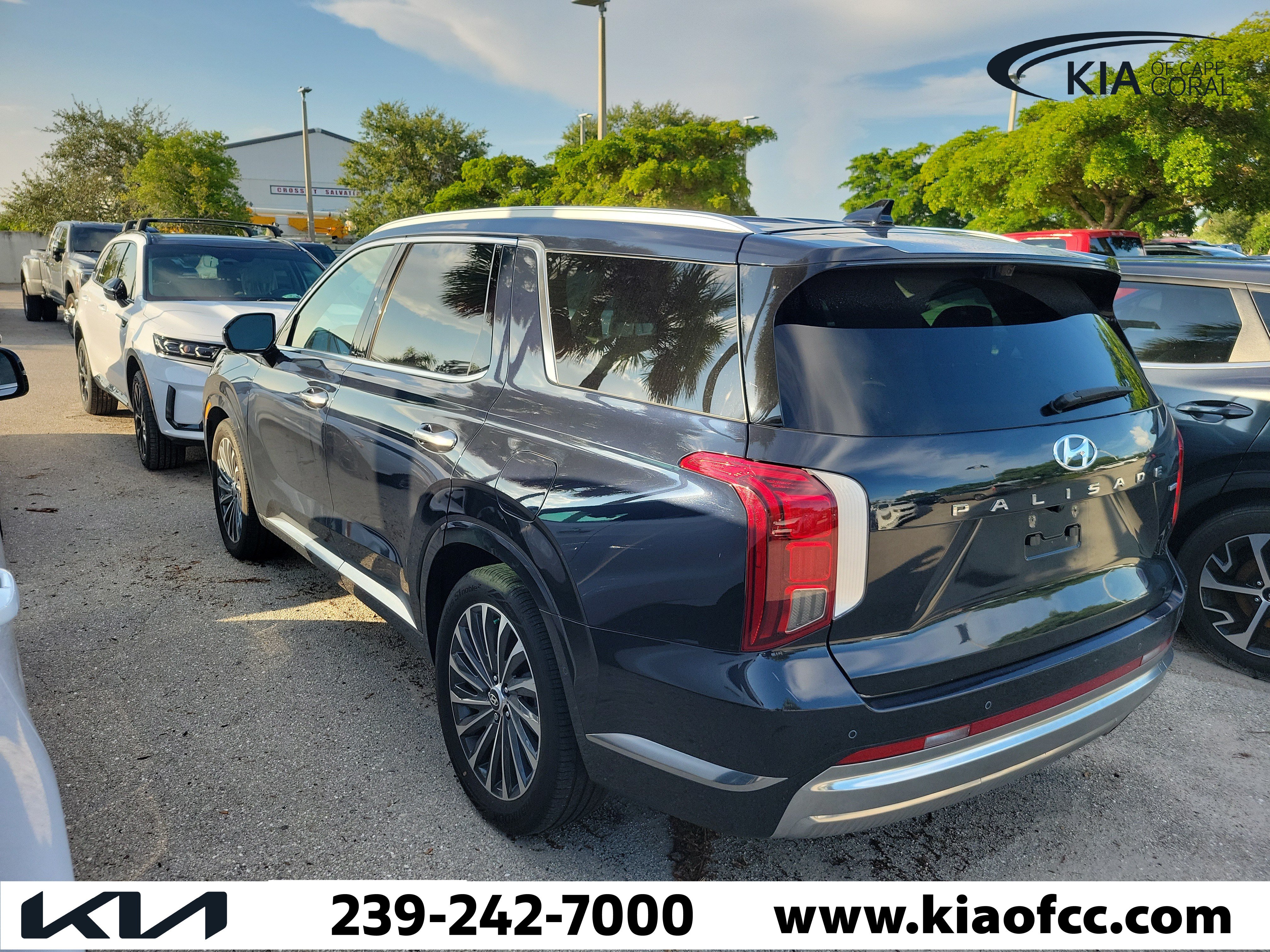 Used 2024 Hyundai Palisade Calligraphy AWD/4WD image 5