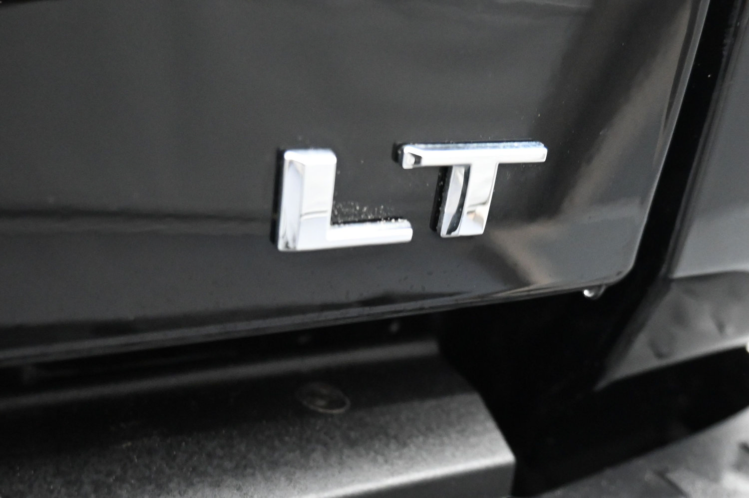 Used 2024 Chevrolet Colorado LT w/ LT Convenience Package III AWD/4WD image 27