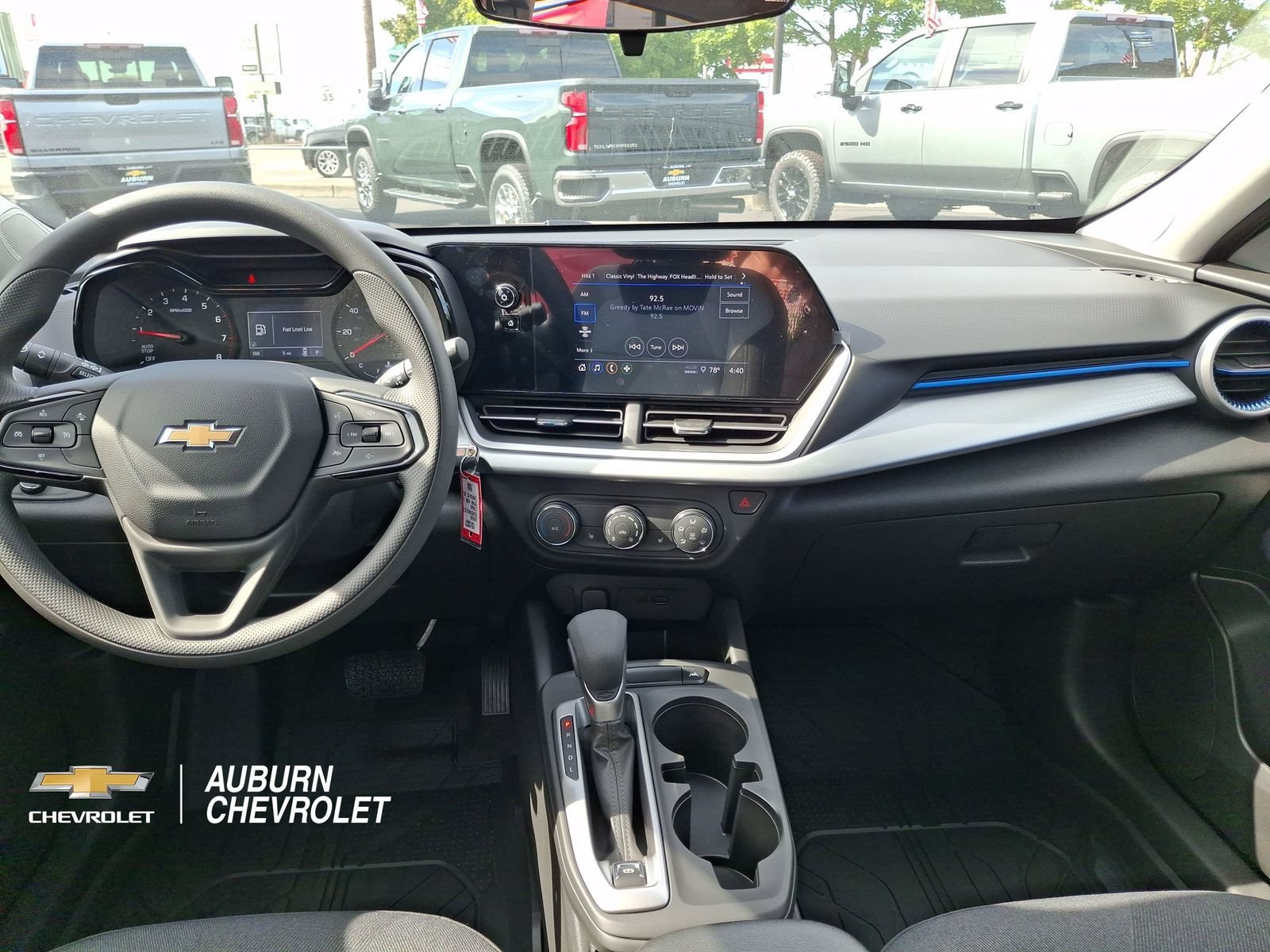 New 2026 Chevrolet Trax LS w/ LS Convenience Package FWD image 9