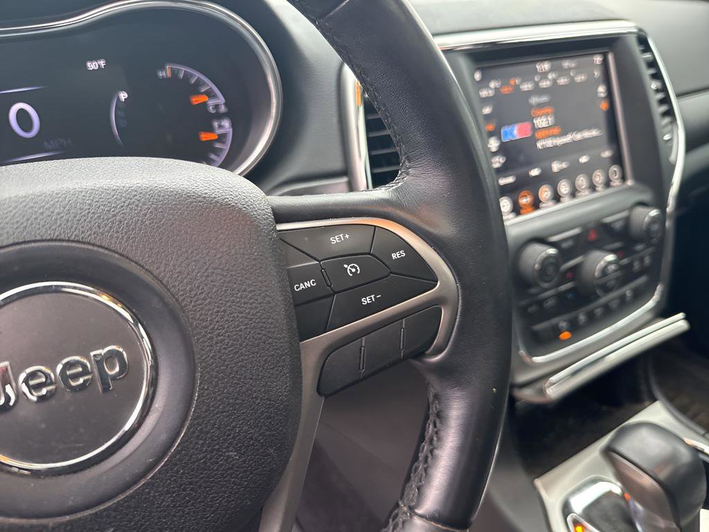 Used 2018 Jeep Grand Cherokee Altitude image 16