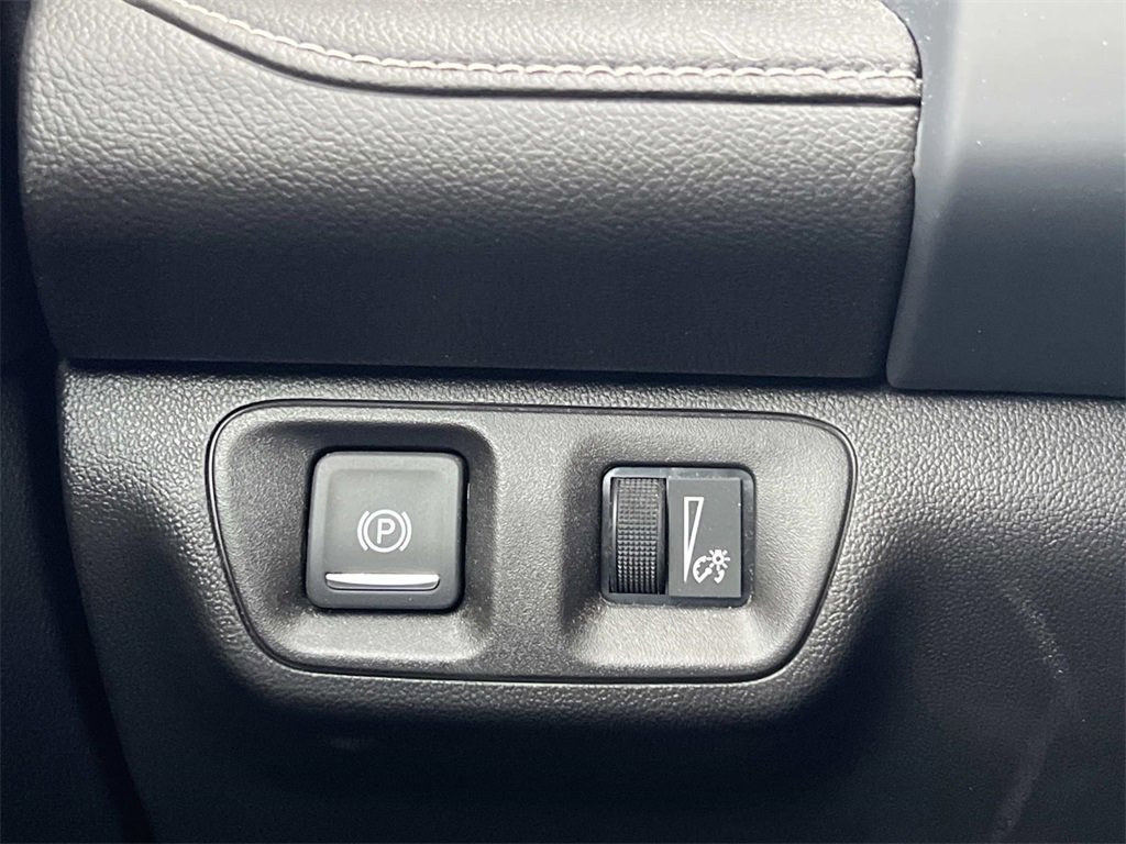 Certified 2023 GMC Acadia SLE w/ Driver Convenience Package image 25