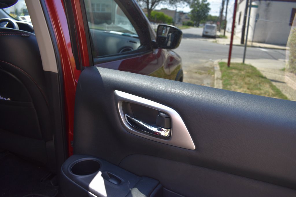 Used 2020 Nissan Pathfinder SV w/ Rock Creek Edition image 27