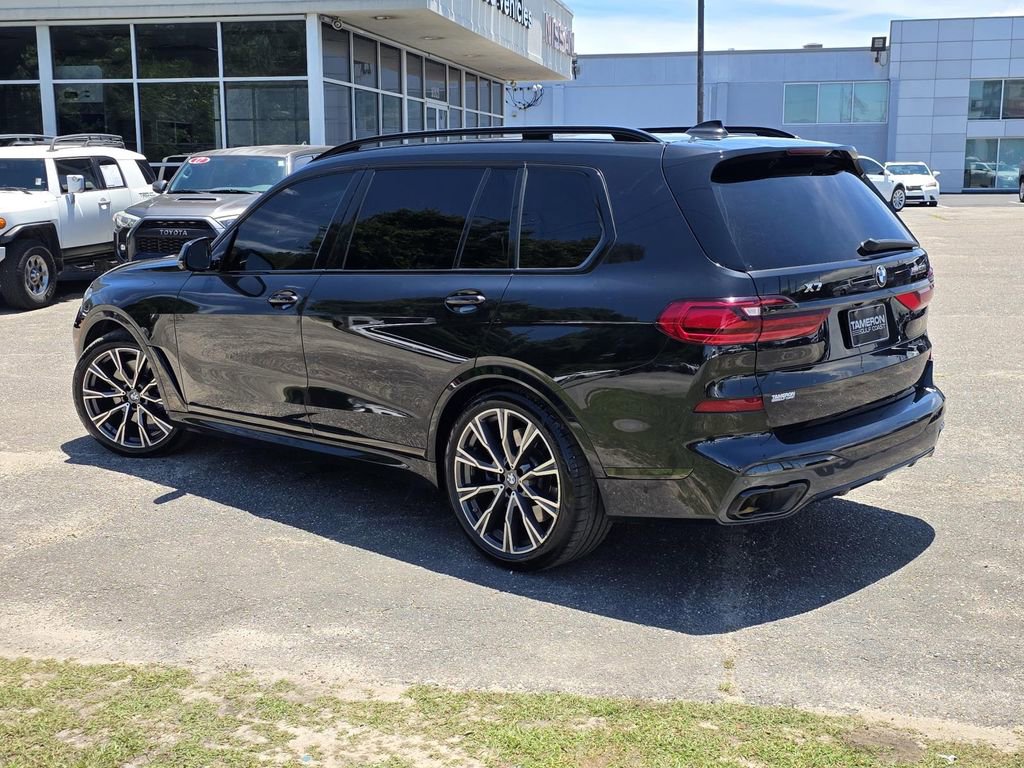 Used 2021 BMW X7 M50i AWD/4WD image 5