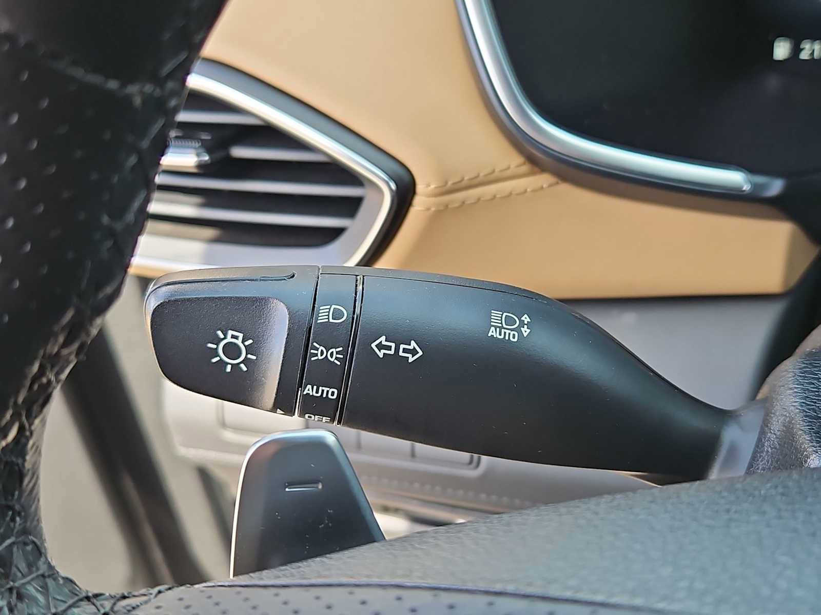 Certified 2023 Hyundai Santa Fe Calligraphy image 27