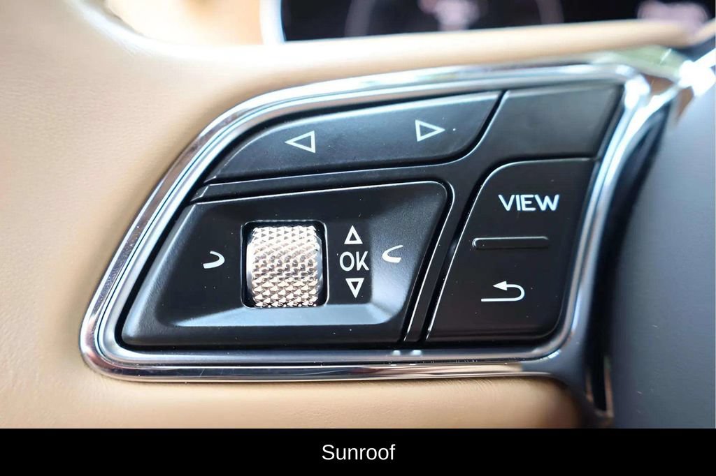 Used 2023 Bentley Bentayga Extended Wheelbase AWD/4WD image 8