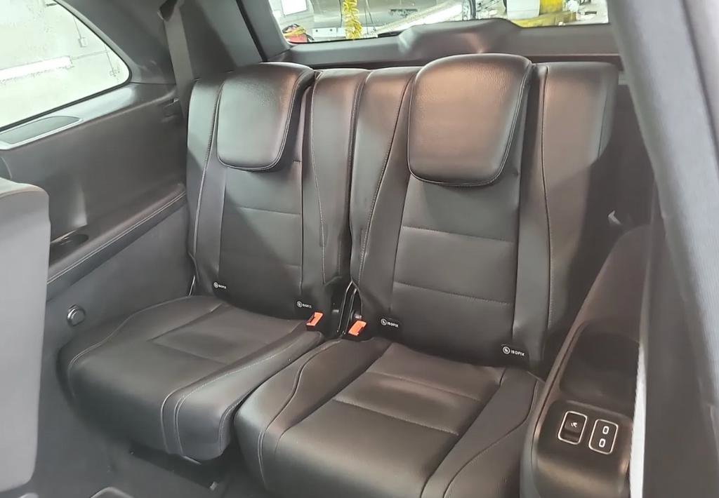 Used 2025 Mercedes-Benz GLS 450 4MATIC image 8