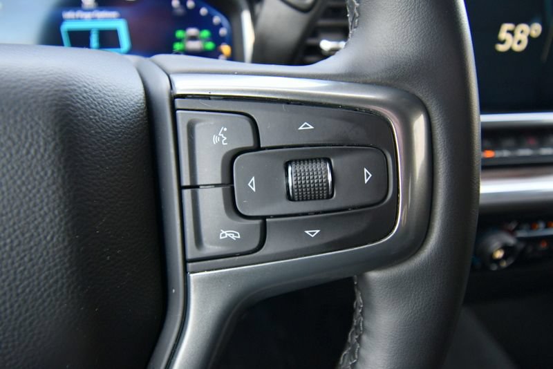 Used 2023 Chevrolet Silverado 1500 RST w/ Z71 Off-Road Package AWD/4WD image 22